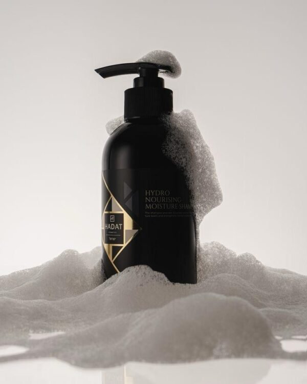 Hadat Cosmetics Hydro Nourishing Moisture Shampoo – maitinamasis, drėkinamasis šampūnas (250ml)